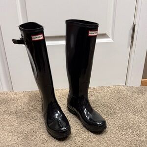 Hunter Glossy Black Rain Boots